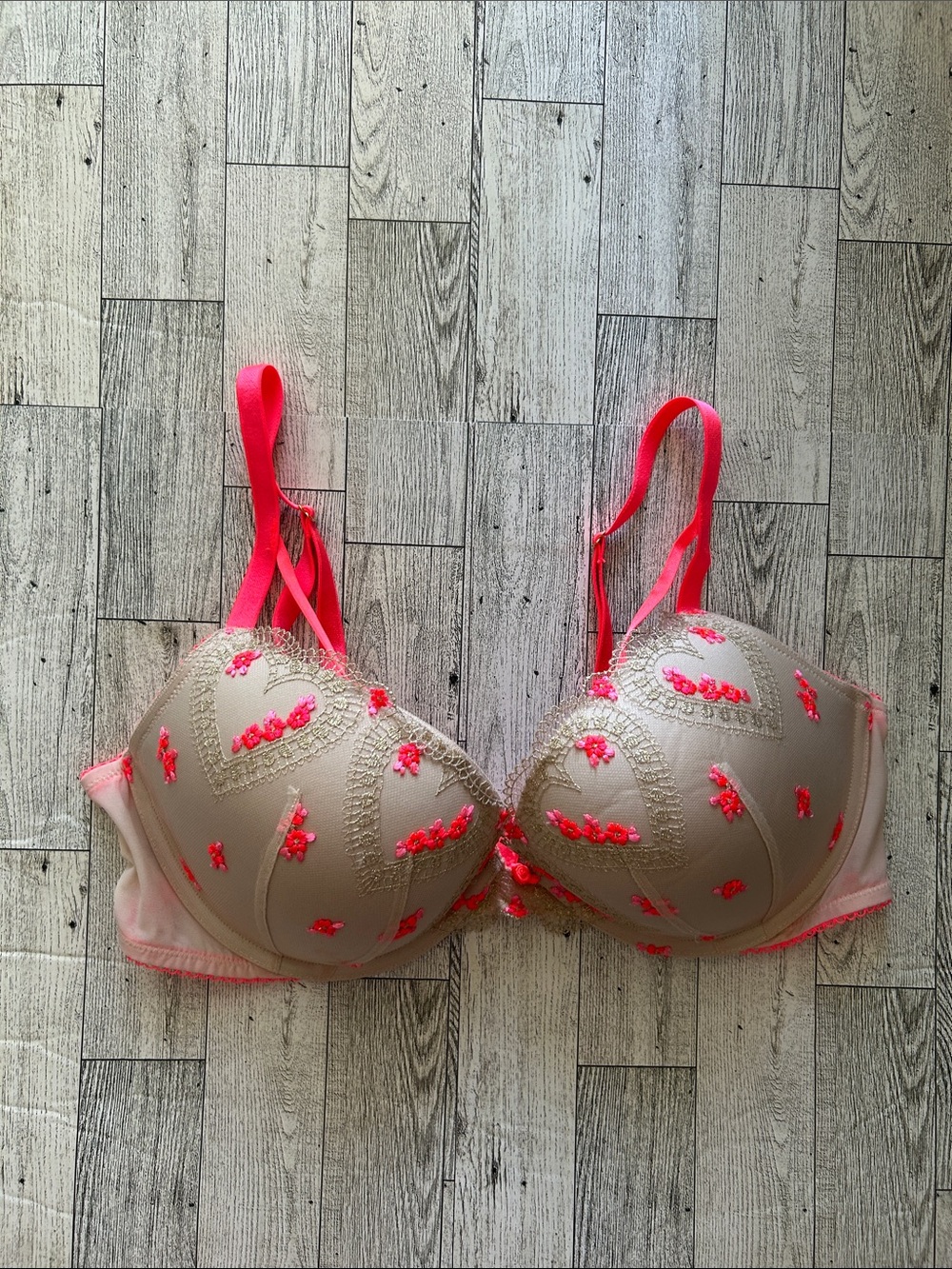 *closet clean out* Victoria's Secret dream angels push up bra 38c